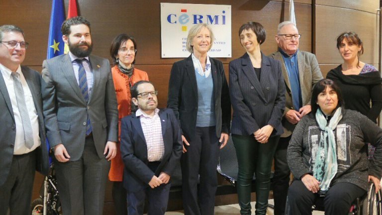 La Fundación CERMI Mujeres y el CERMI repasan con la secretaria de Estado de Discapacidad de Francia la agenda política de las personas con discapacidad y sus familias