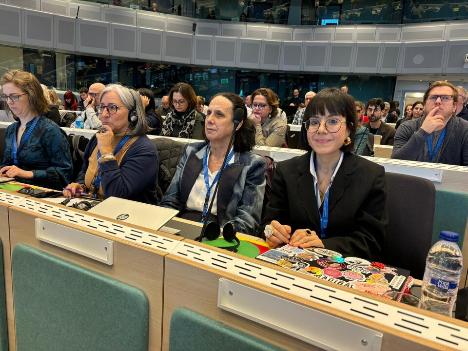 Imagen de la Conferencia: Mari Luz Sanz Escudero, Ana Peláez Narváez y Sara de Torres